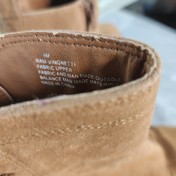 Women's RAMPAGE Ankle Boots Cowboy Faux Leather Fringe POW WOW Size 9 - Picture 8 of 8